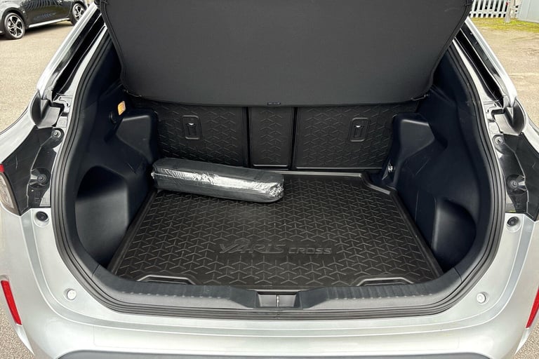 2022 Toyota Yaris 1.5 Hybrid Premiere Edition 5dr CVT Estate Hybrid Automatic