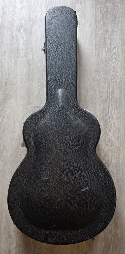 Taylor N32e electric classical guitar.