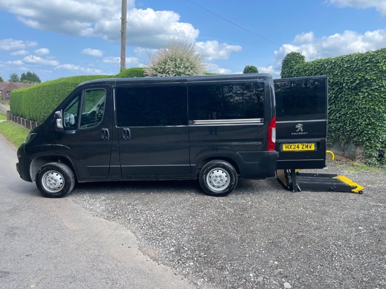  Peugeot Boxer 2.2 BlueHDi H1 Professional Premium+ WHEELCHAIR ACCESSIBLE