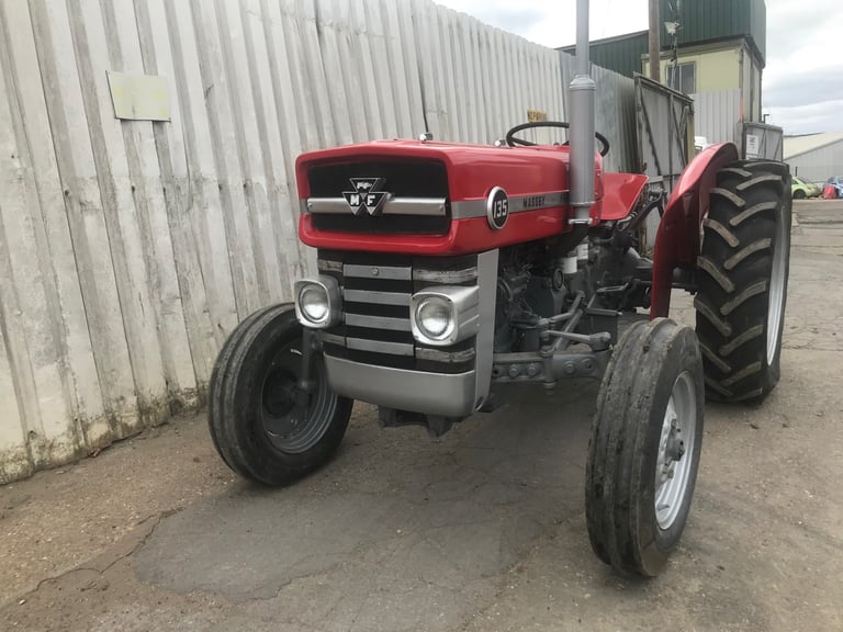 Massey Ferguson 135 tractor 