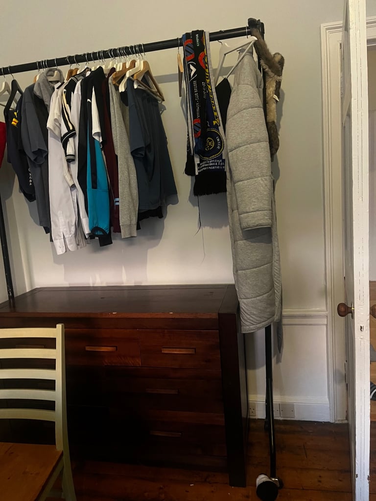 Metal clothes rail