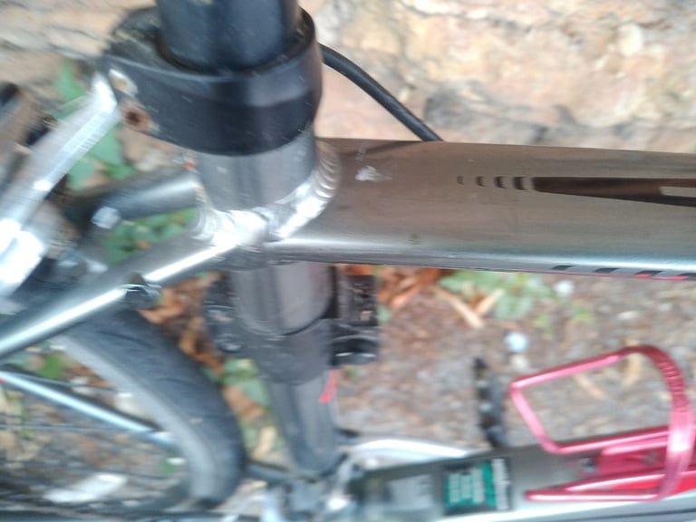 GIANT DEFY XS Light Weight Road Bike VGC