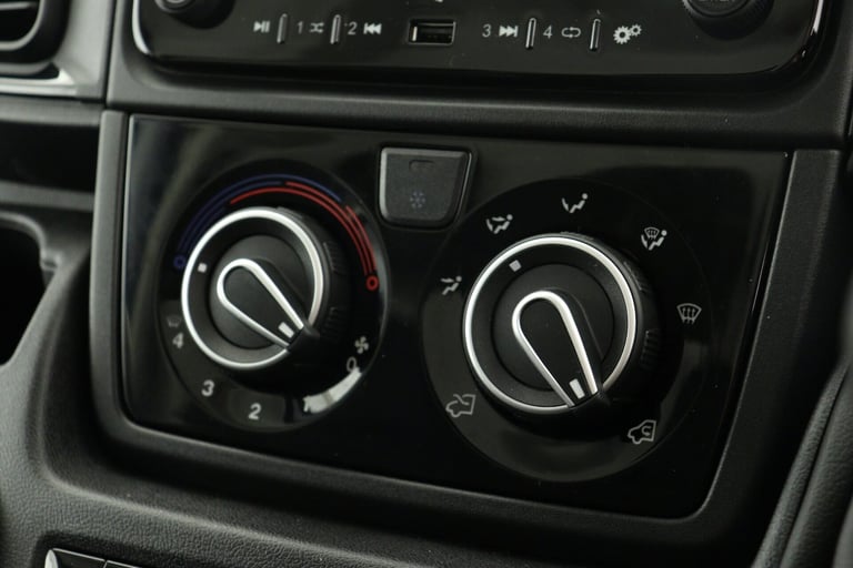 2025 Peugeot Boxer 2.2 BlueHDi 140 L4H2 435 Professional Panel Van Diesel Manual