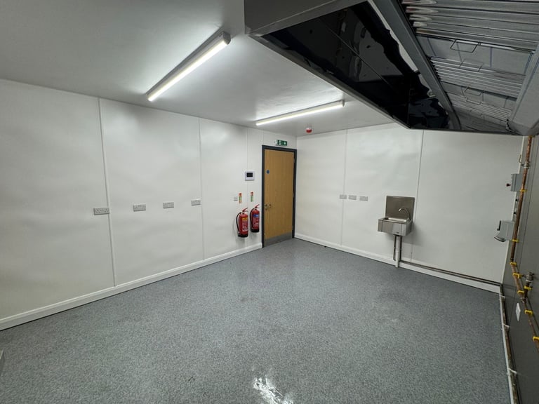 Commercial kitchen Dark Kitchen to Rent in Nottinghamshire