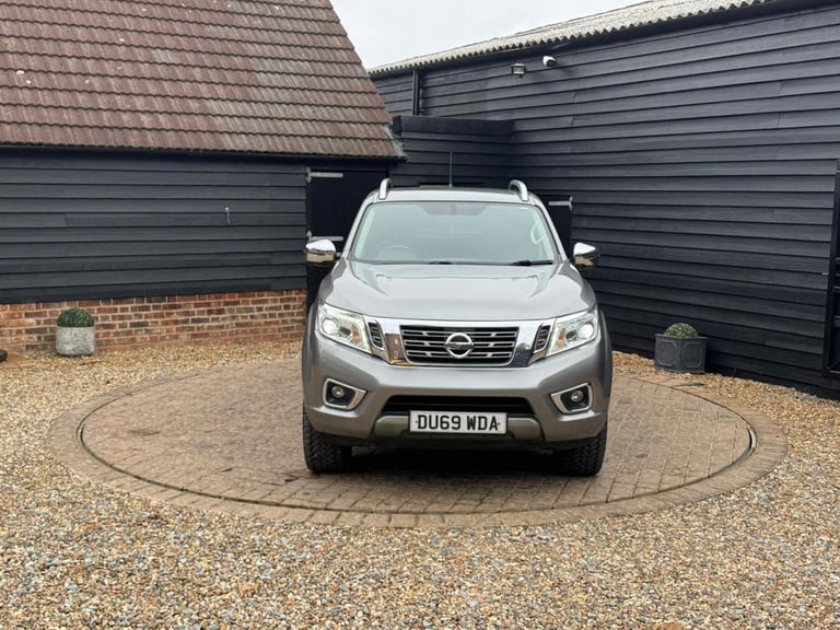 2019 Nissan Navara Double Cab Pick Up Tekna 2.3dCi 190 4WD Auto PICK UP DIESEL Automatic