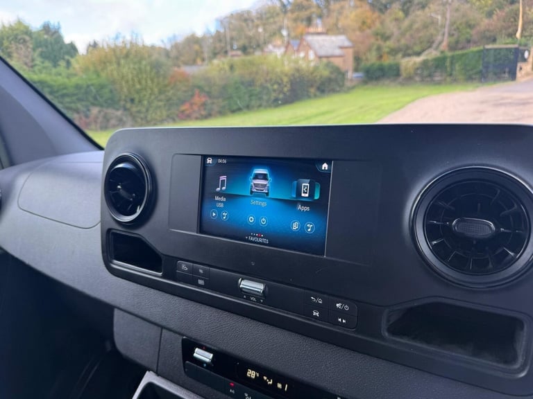 2022 Mercedes-Benz Sprinter 2.0 315 CDI Premium FWD L2 H2 Euro 6 (s/s) 5dr PANEL VAN Diesel Manual