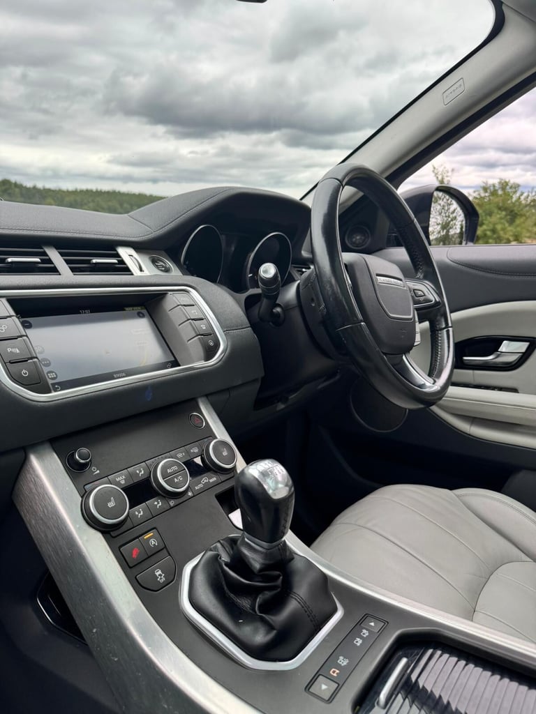 LAND ROVER RANGE ROVER EVOQUE 2.0 TD4 SE 2016