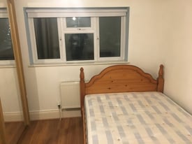 image for Room for Rent RM6 Romford £600