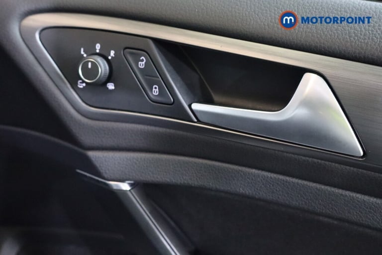 2018 Volkswagen Golf 1.5 TSI EVO SE [Nav] 5dr DSG Hatchback Petrol Automatic