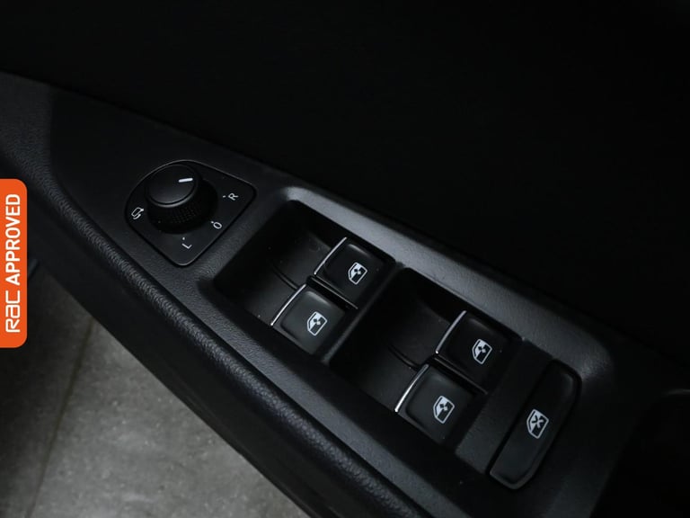 2019 SEAT Leon 1.5 TSI EVO FR Black Edition Hatchback 5dr Petrol Manual Euro 6 (s/s) (150  Hatchb...