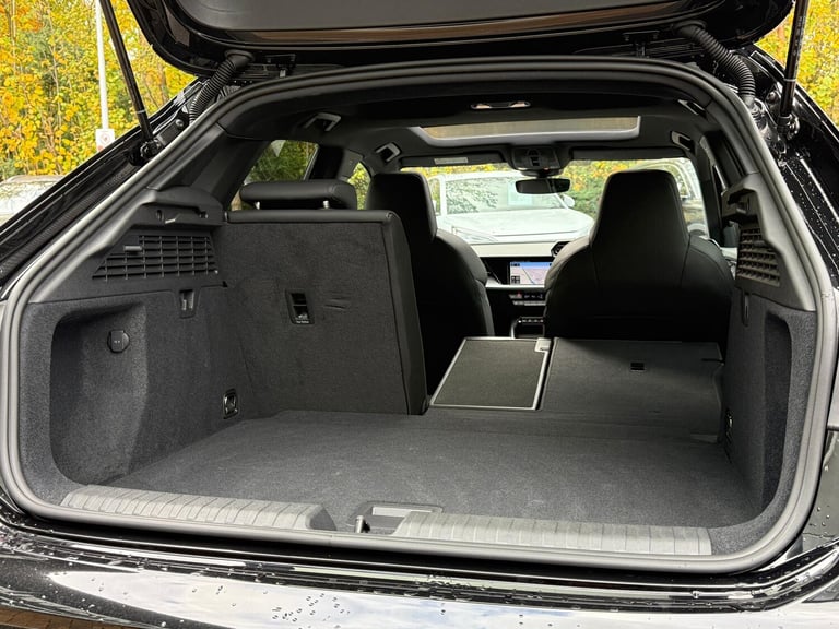 2025 Audi RS3 2.5 TFSI Carbon Vorsprung Sportback 5dr Petrol S Tronic quattro Euro 6 (s/s HATCHBA...