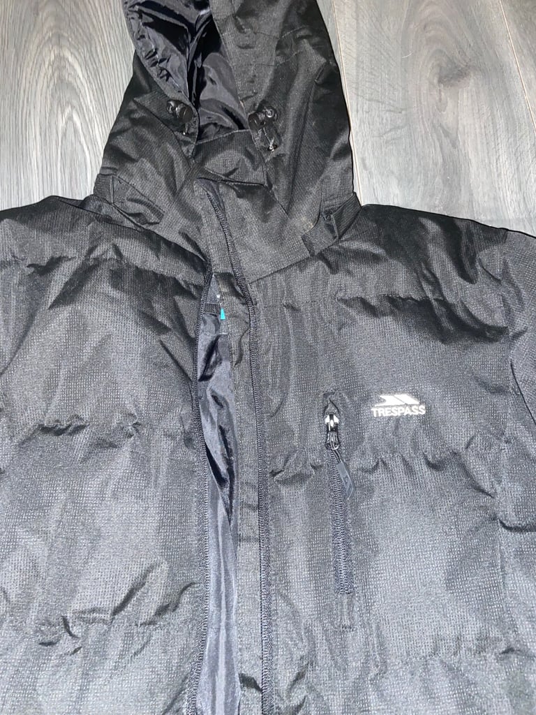 Lots items boys clothes lol bus toys boys Nike joggers ladies shoes 