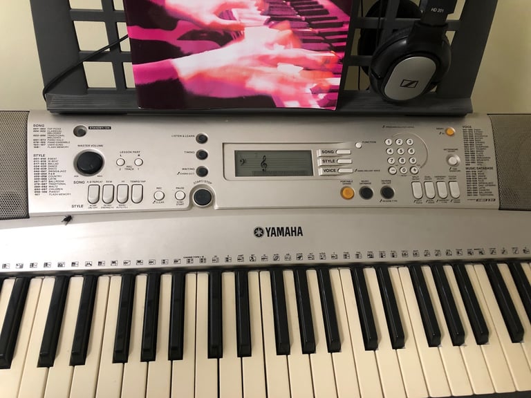 image for  Yamaha  E373 Electronic Key Board with stand and head set 