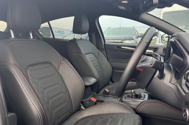 2025 Ford Focus 1.0 EcoBoost Hybrid mHEV ST-Line X 5dr HATCHBACK PETROL Manual