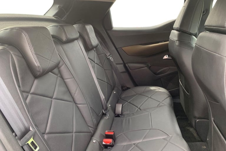 2019 DS Automobiles DS 3 1.2 PureTech 130 Prestige 5dr EAT8 MPV PETROL Automatic