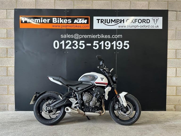 STUNNING ONE OWNER 2022/72 TRIUMPH TRIDENT 660 MOTORCYCLE 