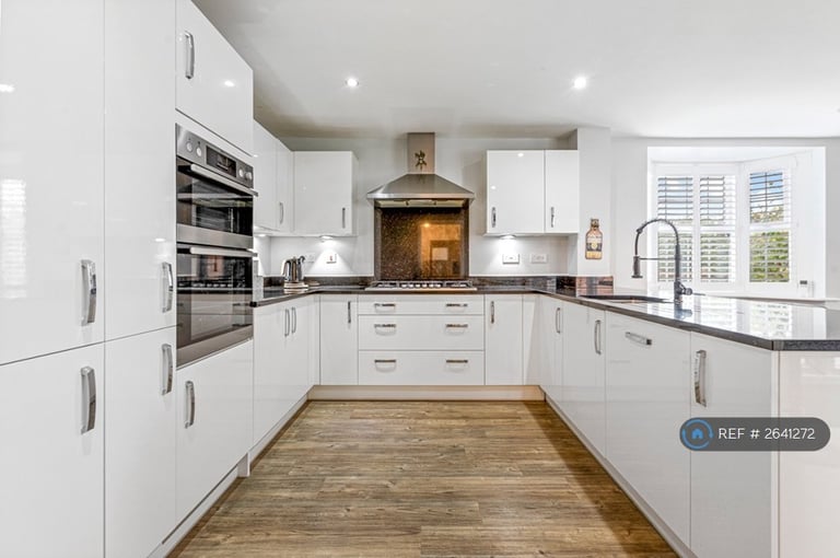 5 bedroom house in Wright Close, Leicester, LE8 (5 bed) (#2641272)