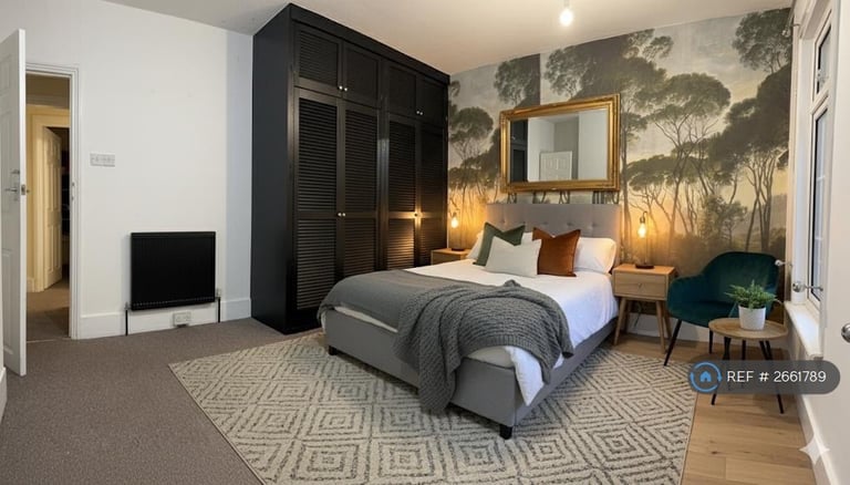 5 bedroom house in Windmill Road, Gillingham, ME7 (5 bed) (#2661789)