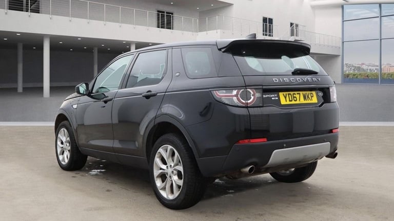 2017 Land Rover Discovery Sport 2.0 TD4 HSE SUV 5dr Diesel Auto 4WD Euro 6 (s/s) (180 ps) ESTATE ...