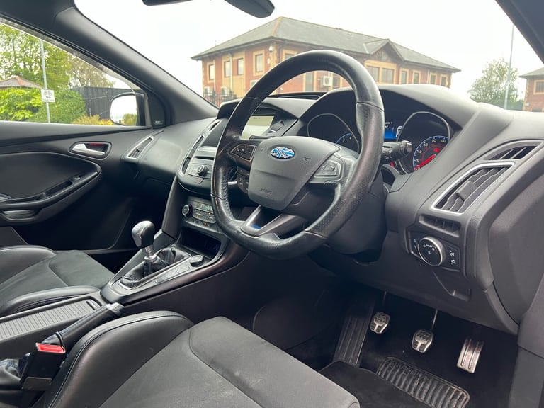 2016 Ford Focus 2.3 EcoBoost 5dr RS HATCHBACK Petrol Manual