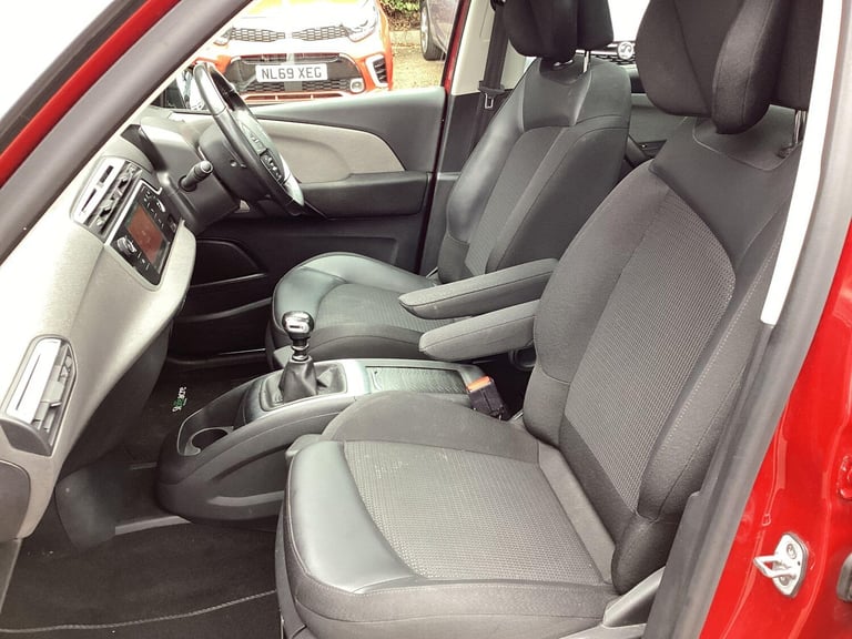 Citroen C4 Grand Picasso 1.5 BlueHDi Shine MPV 5dr Diesel Manual Euro 6 (s/s) (130 ps) Diesel Ma...