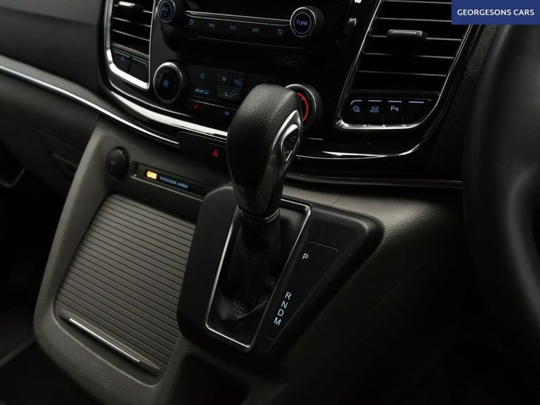 2022 Ford Tourneo Custom 2.0 320 EcoBlue Titanium Minibus Double Cab 5dr Diesel Auto L2 Euro 6 (s...