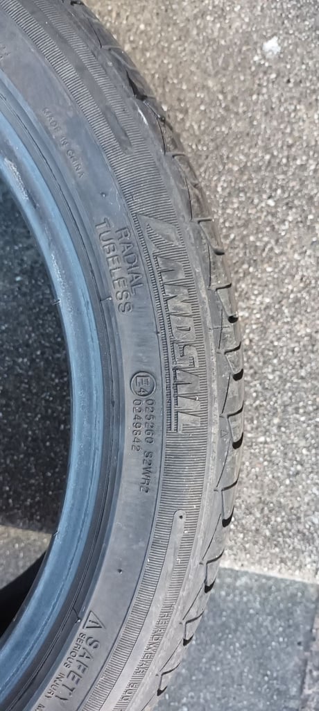 Car Tyre Landsail LS388 225/45R17 (1 Item)