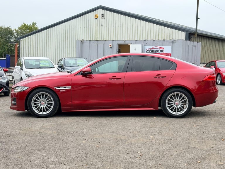2017 Jaguar XE 2.0d R-Sport 4dr Auto SALOON DIESEL Automatic