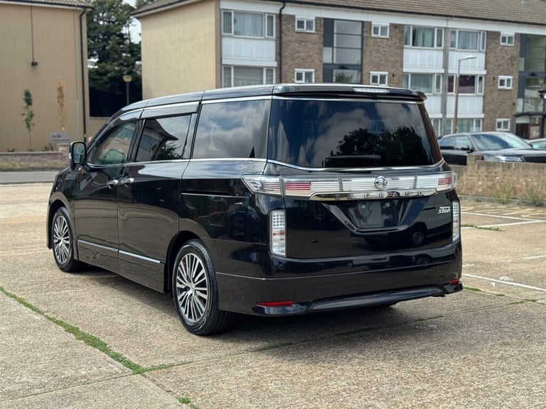 2019 Nissan Elgrand NISSAN ELGRAND HIGHWAYSTAR S 2.5L PETROL 8 SEATER 4WD AUTO, ULEZ, 69-19, FR M...