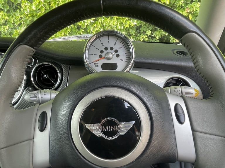 2006 MINI Hatch 1.6 Cooper Park Lane 3dr HATCHBACK Petrol Manual