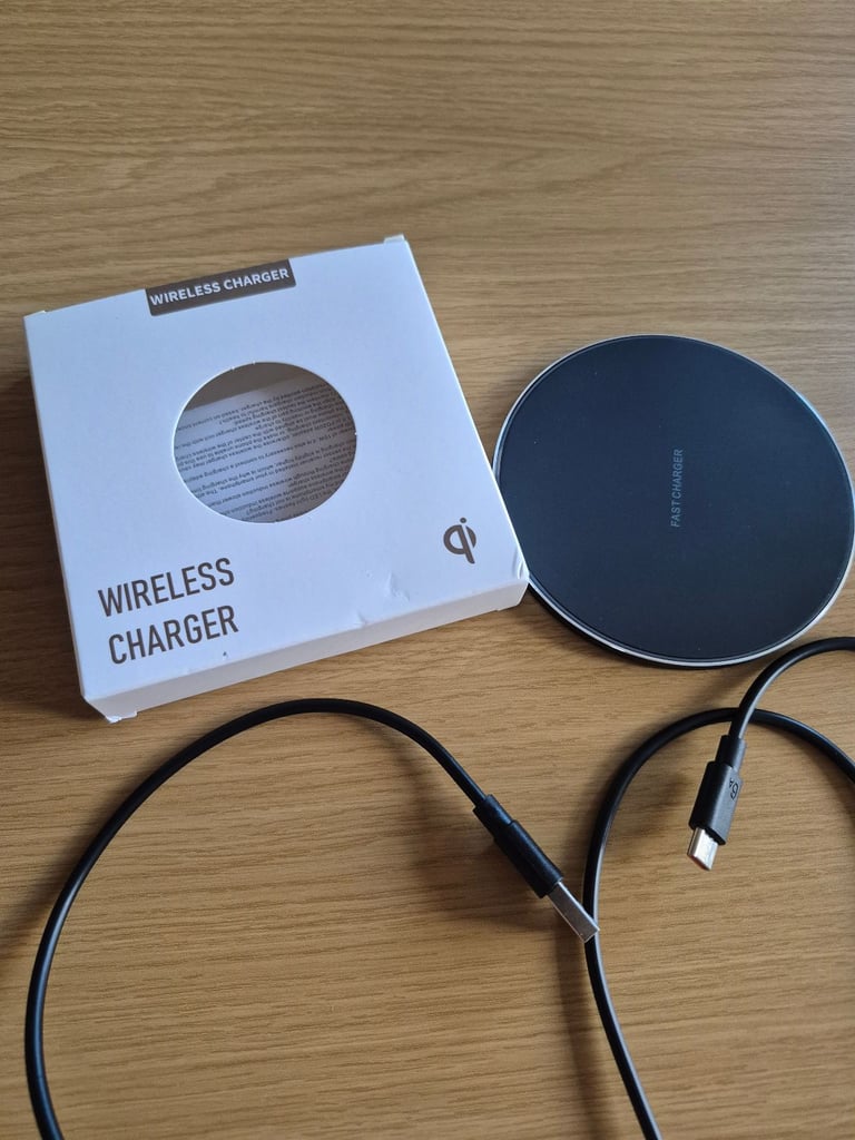 image for Wireless Charging Pad for Iphone/ Samsung 