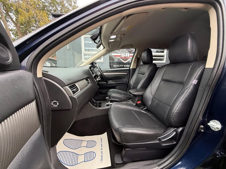 2015 Mitsubishi Outlander 2.2 DI-D GX3 SUV 5dr Diesel Auto 4WD Euro 5 (s/s) (150 ps) ESTATE Diese...