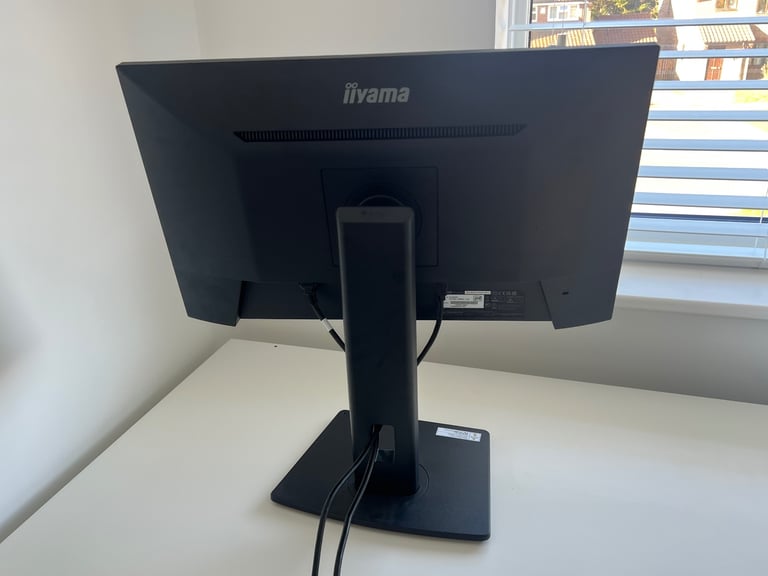iiyama PC Monitor - 2 months old - Excellent condition - Top of the range model - 93 Series