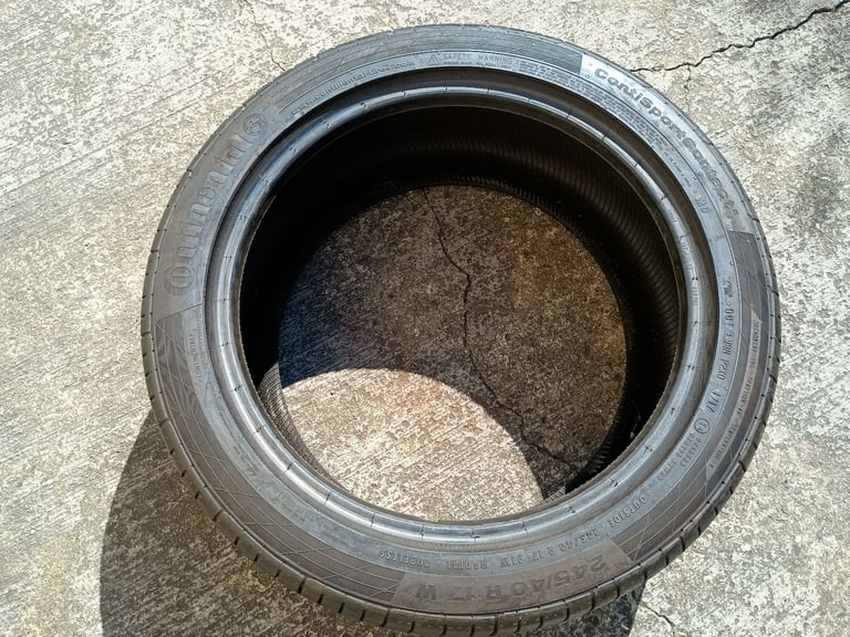 245 40 17" Continental Tyre For Alloys Wheels Rims