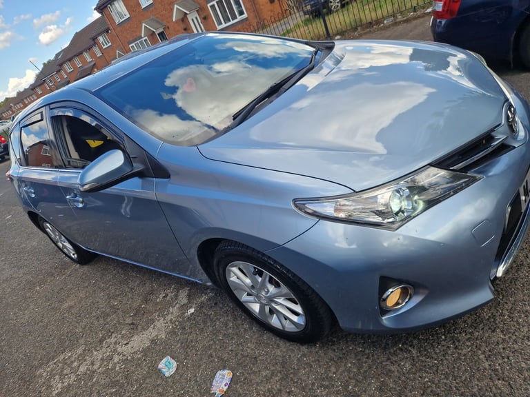 BARGAIN, Toyota, AURIS, Hatchback, 2013, Manual, 1598 (cc), 5 doors