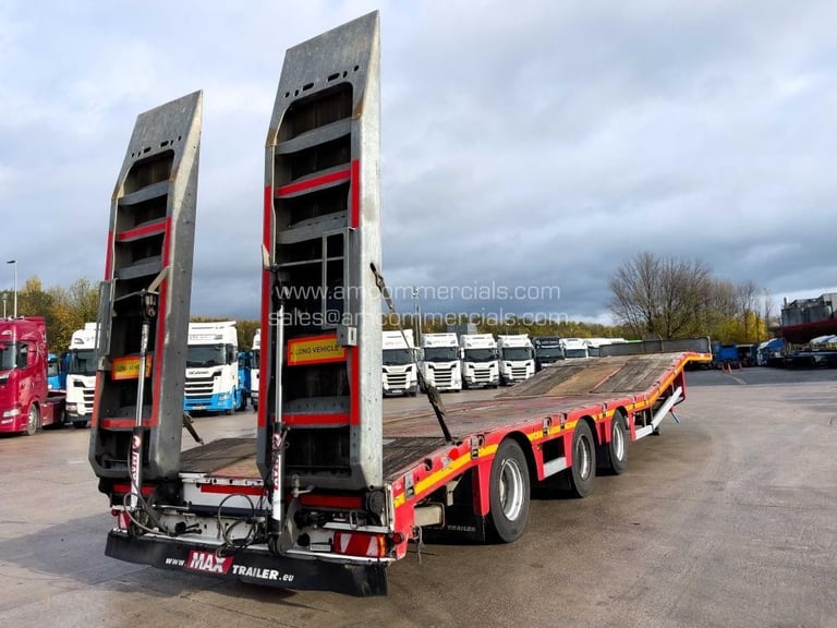 MAX 3 AXLE LOW LOADER 