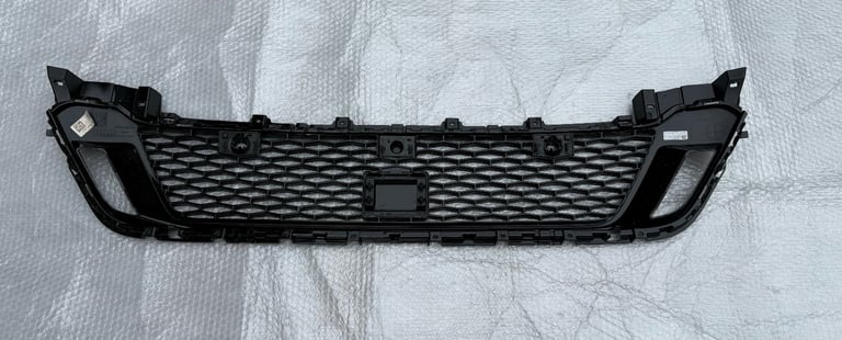 Land Rover Discovery Sport L550 Front Bumper Grill LK72-17F791-F Genuine.