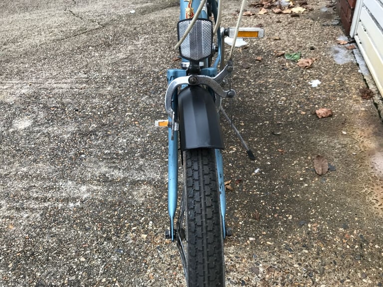 MAN OR LADYS BIKE RETRO SHABBY CHIC 20in wheels 3 gears  serviced  £70