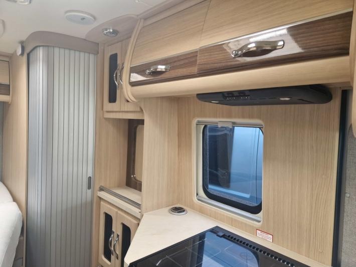 2017 Auto-Sleepers  Kingham Used Motorhome