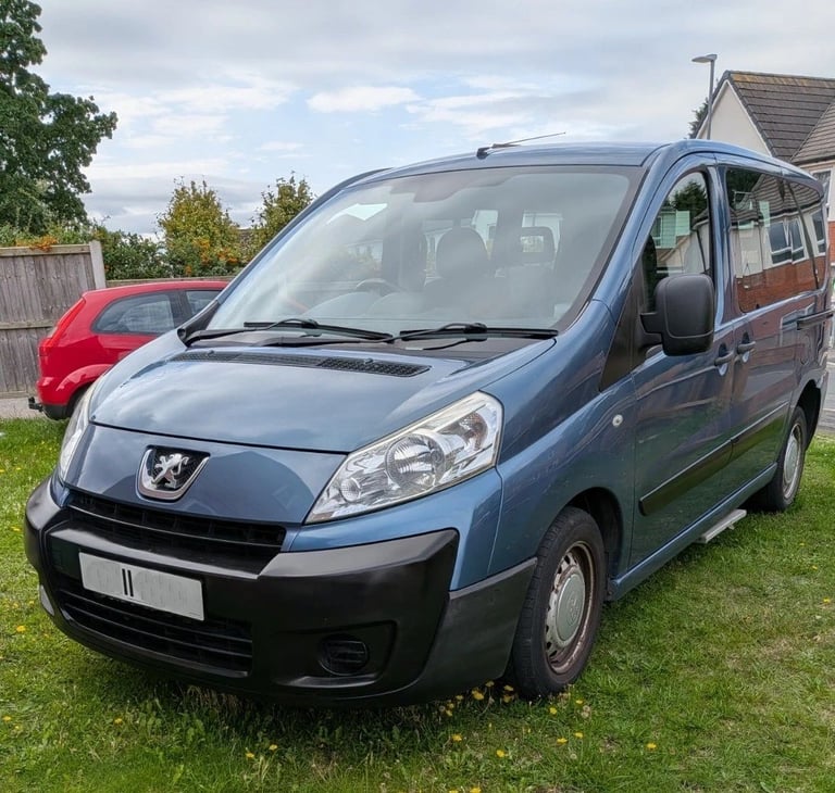 Peugeot Expert Tepee Mobility vehicle 