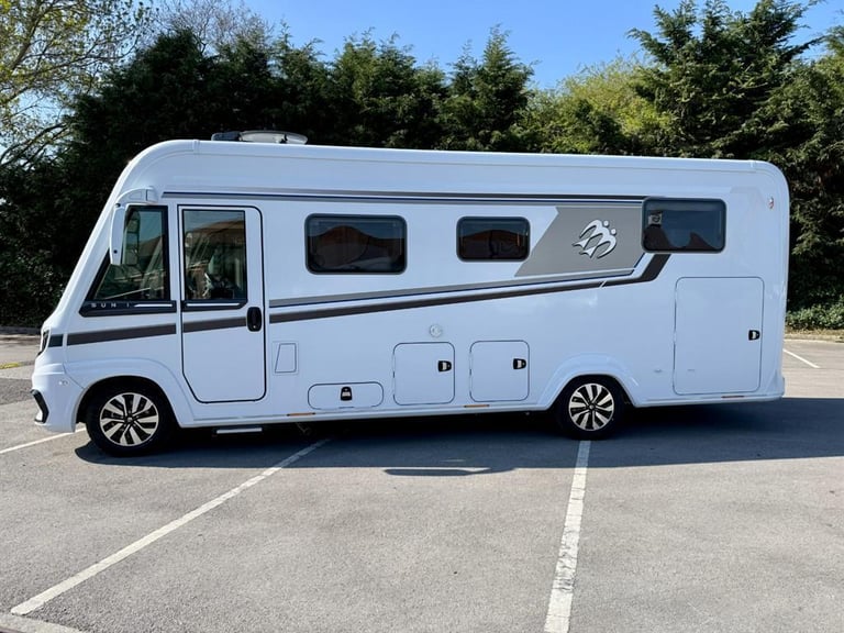 Knaus Sun I 700 LEG 6 Berth 4 Belts Luxury A Class Motorhome