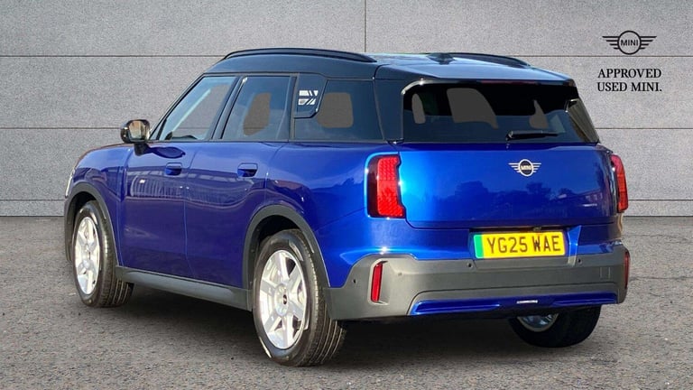  MINI Countryman 150kW E Classic 66kWh 5dr Auto Hatchback Electric Automatic