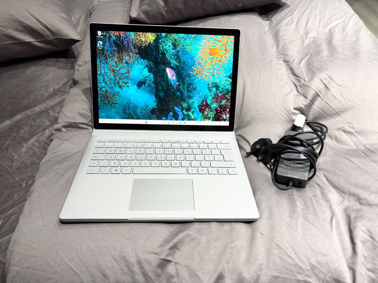 image for CAN DELIVER, MICROSOFT SURFACE BOOK 3 TOUCHSCREEN LAPTOP I7-1065G7, 16GB RAM, 256GB SSD, WIN 11 