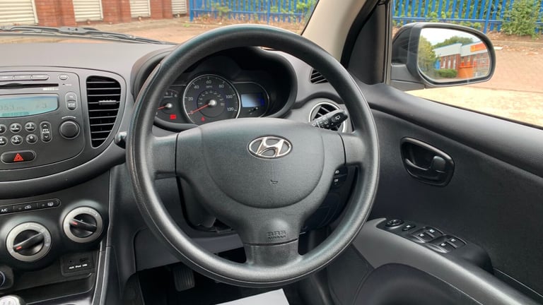 HYUNDAI i10 ACTIVE 5 DOOR HATCHBACK MANUAL ULEZ £20 ROAD TAX
