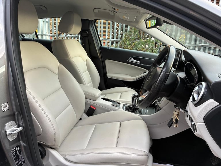 2015 Mercedes-Benz A-Class A180 Sport Premium 5dr HATCHBACK Petrol Manual