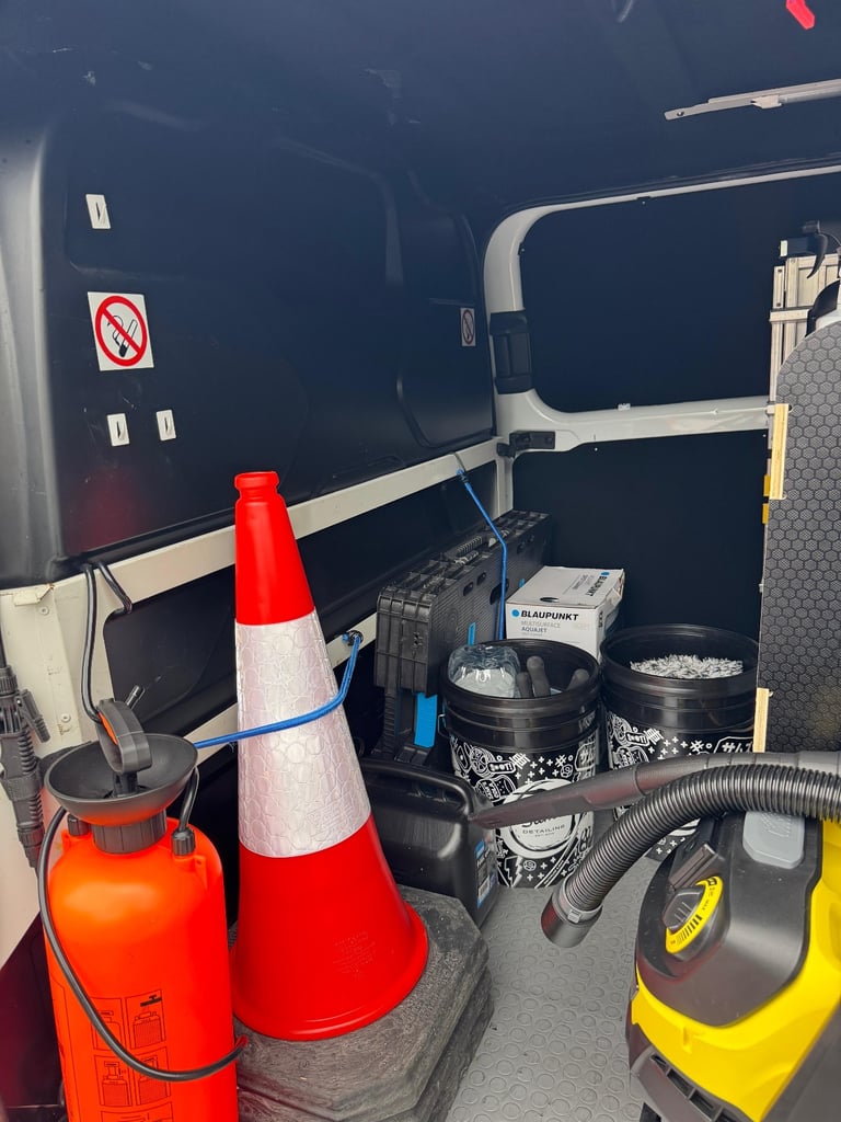 Mobile detailing Van Ford, TRANSIT CUSTOM, Panel Van, 2016, Manual, 1996 (cc)