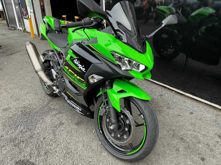 Kawasaki EX 400 GKFA free delivery 