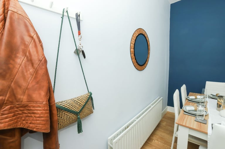 Huge 6 Bed HMO with 6 en-suites* **34% Return on Investment**