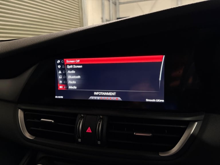 2017 Alfa Romeo Giulia 2.0T Veloce Auto Euro 6 (s/s) 4dr SALOON Petrol Automatic