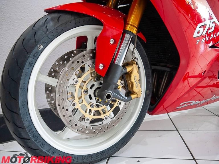 2009 (09) Triumph Daytona 675 - A beautiful example!!